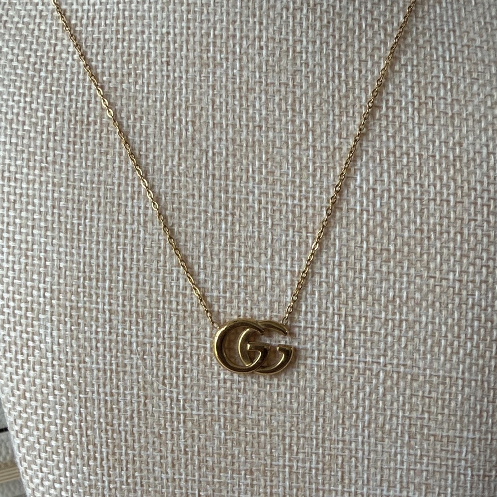 Gucci Gold Double G Pendant Necklace - Picture 2 of 6